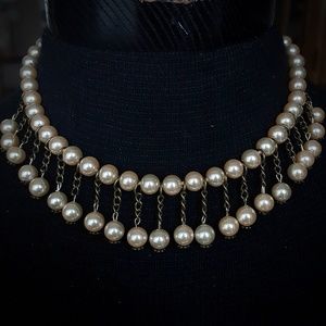 CULTURED PEARLS 🆕️🎉🎁SET: NECKLACE AND EARRINGS